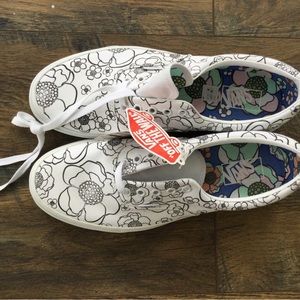 Brand new Mens size 11 Vans